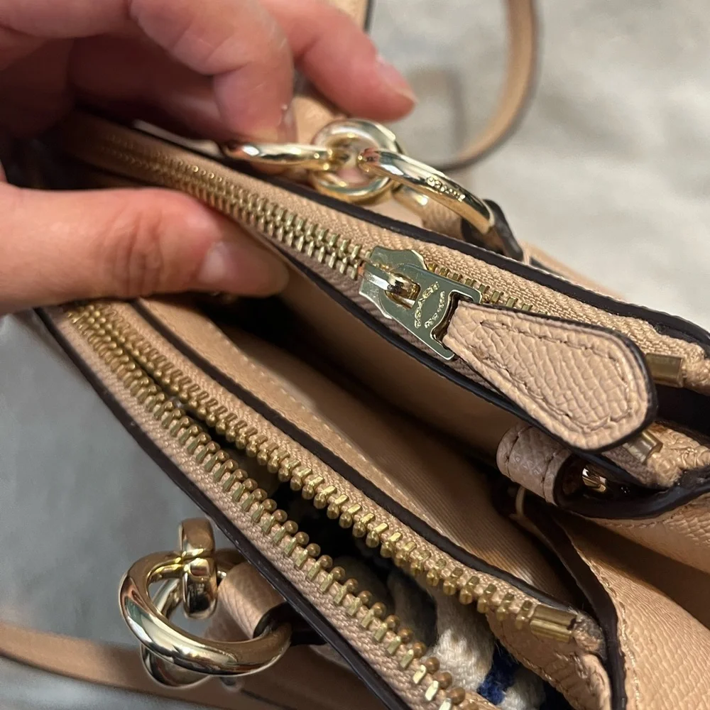 Coach peach/nude Christie - Picture 3 of 14